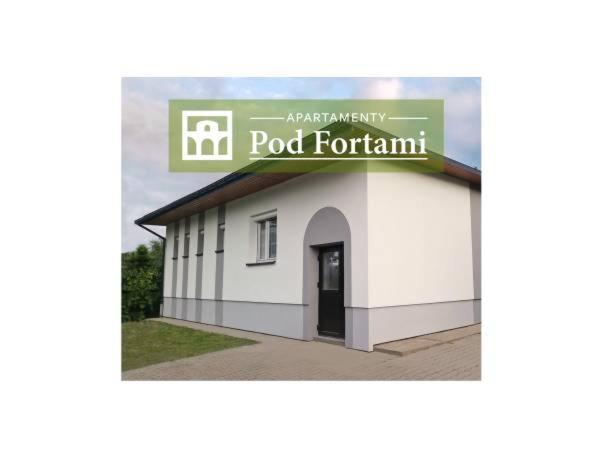 Apartamenty Pod Fortami Przemyśl Esterno foto